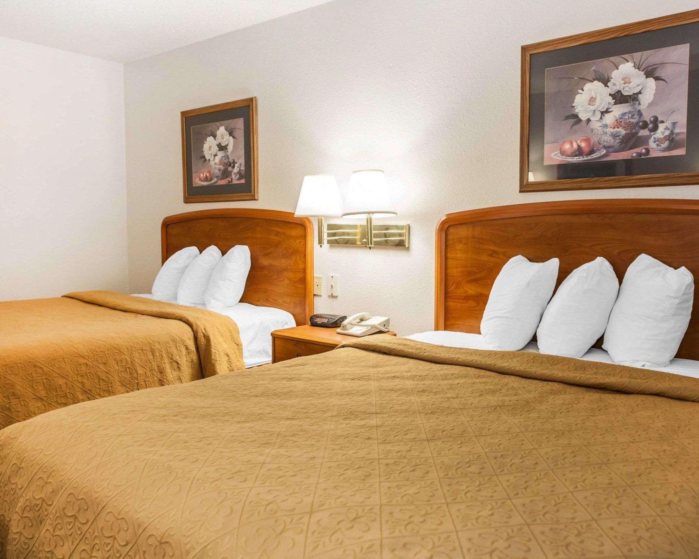 Quality Inn South Indianapolis Buitenkant foto