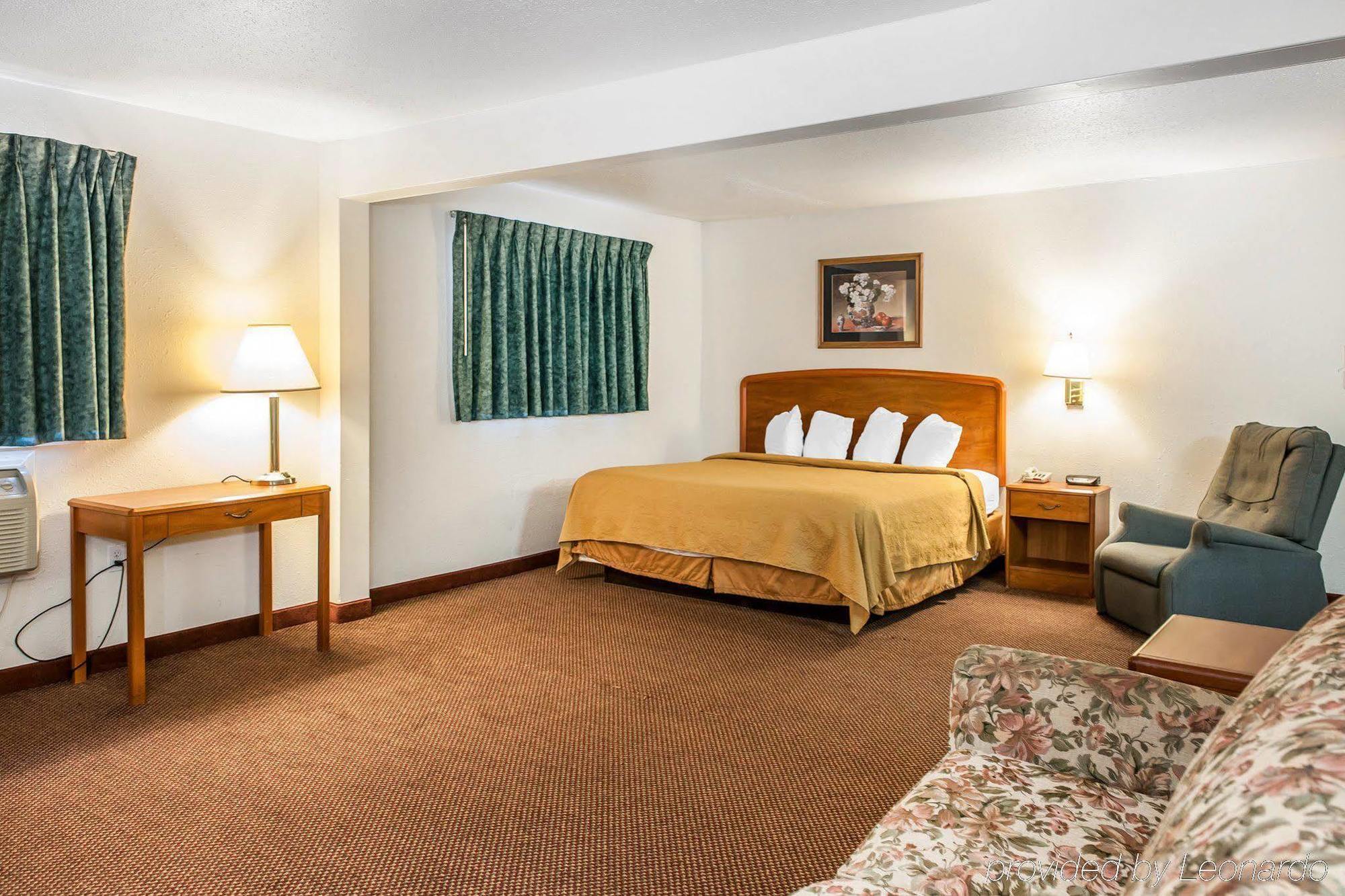 Quality Inn South Indianapolis Buitenkant foto